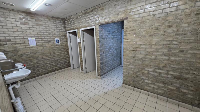 To Let commercial Property for Rent in Brackenfell Central Western Cape